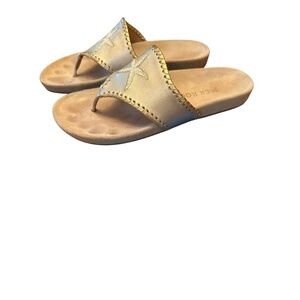 Jack Rogers gold starfish embroidered thong sandals, size 7